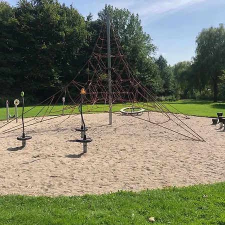 Charming With View, Tennis Court- 5 Minutes From Center Apartamento *