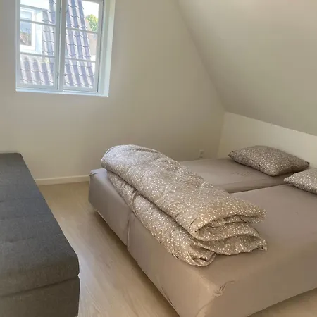 Charming With View, Tennis Court- 5 Minutes From Center Apartment Odense