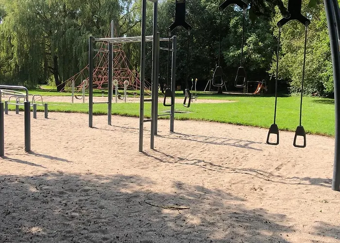 Charming With View, Tennis Court- 5 Minutes From Center