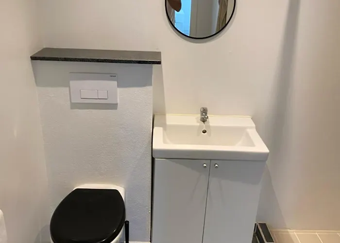 Lejlighed Charming With View, Tennis Court- 5 Minutes From Center *